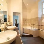 Aimee Luxury With Heated Pool 4* Vals-les-Bains