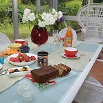 Aimee Luxury With Heated Pool