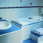 Aimee Luxury With Heated Pool 4* Vals-les-Bains