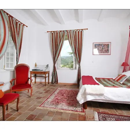 Bed & Breakfast Aimee Luxury With Heated Pool 4*