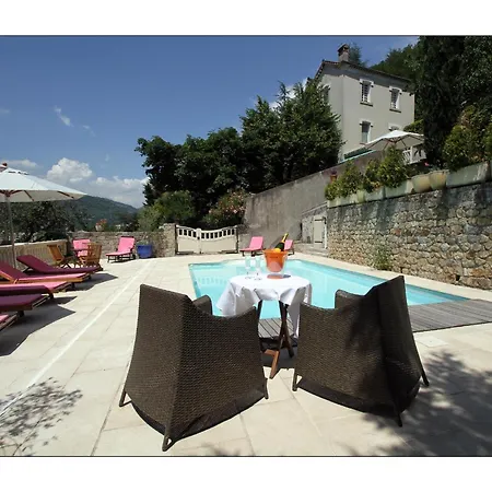Aimee Luxury With Heated Pool 3*
