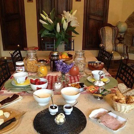 Aimee Luxury With Heated Pool B&B 발 레 뱅