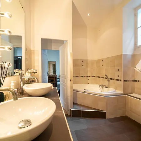 Aimee Luxury With Heated Pool 4* Vals-les-Bains