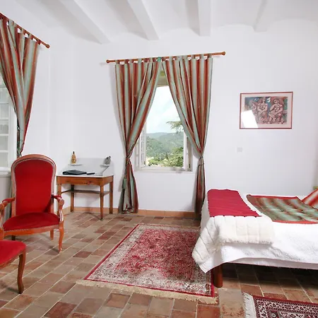 Aimee Luxury With Heated Pool 4*